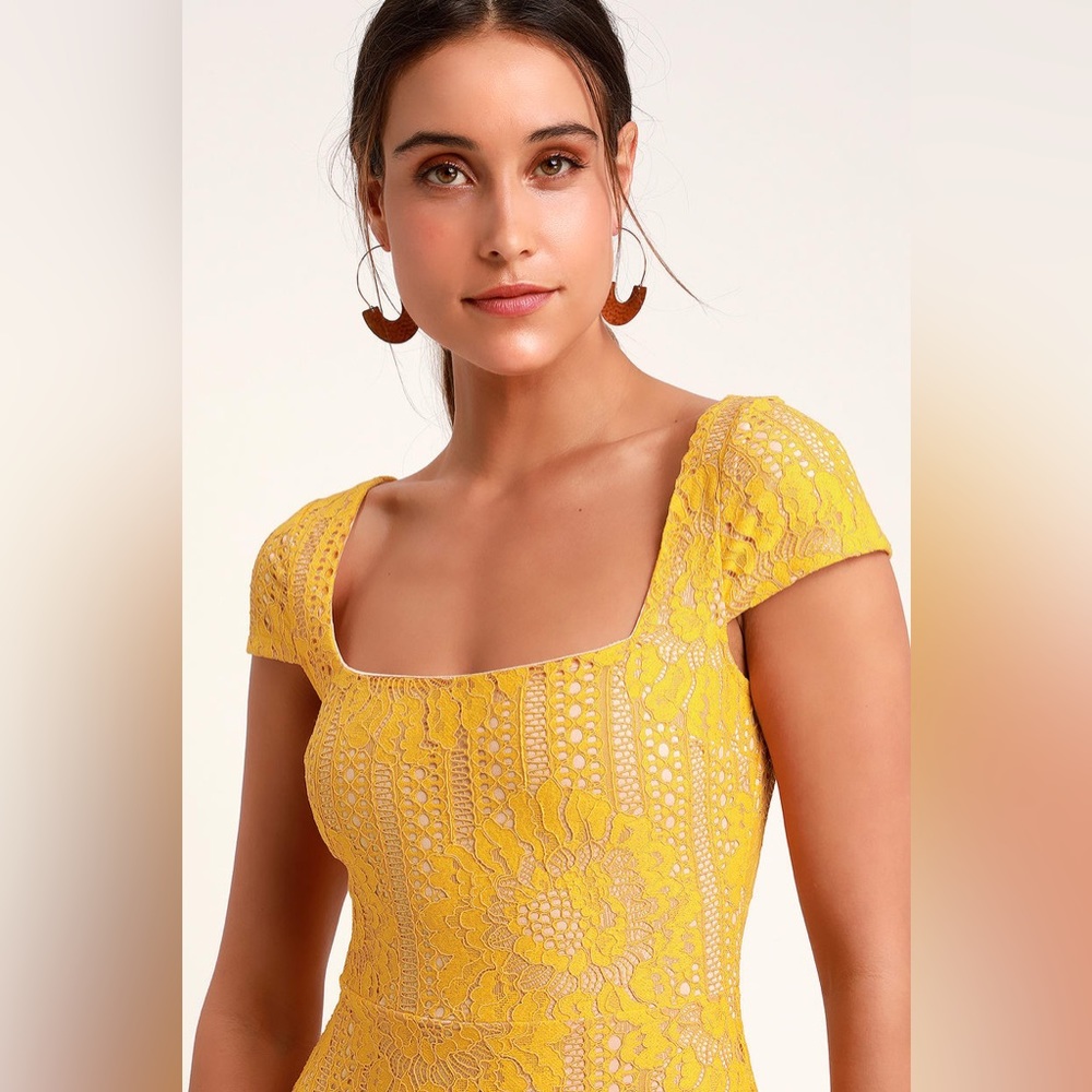 Lulu's Yellow Lace Square-Neck Cap-Sleeve Bodycon Dress - Picture 4 of 4
